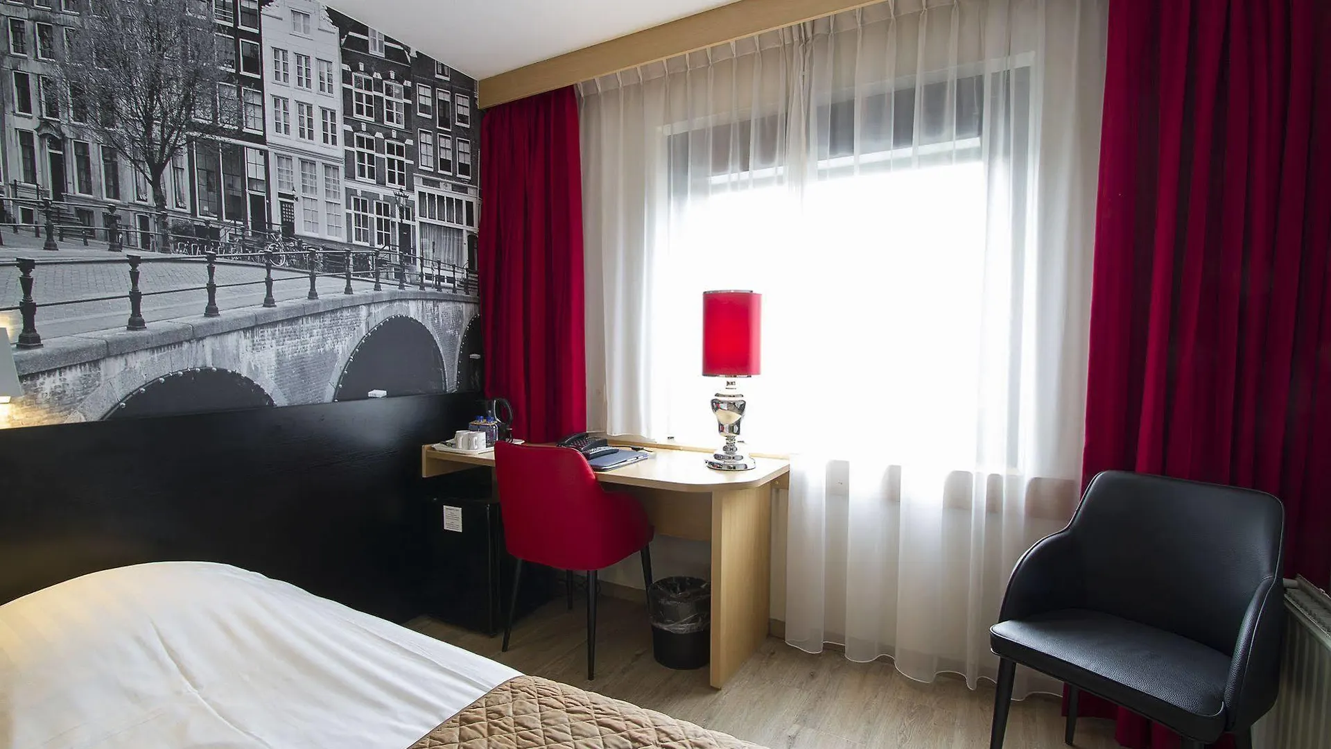 Bastion Hotel Schiphol Hoofddorp